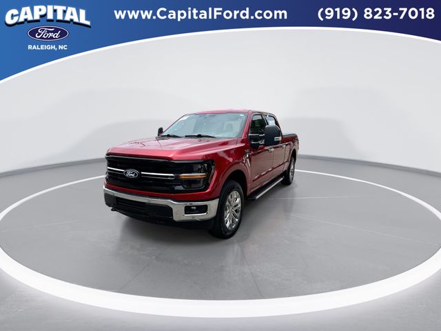 Used 2025 Red Ford XLT image 4