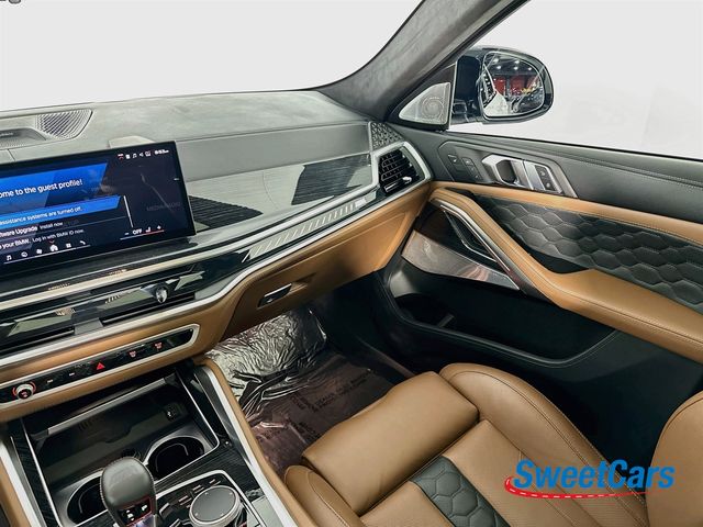 2025 BMW X6 M