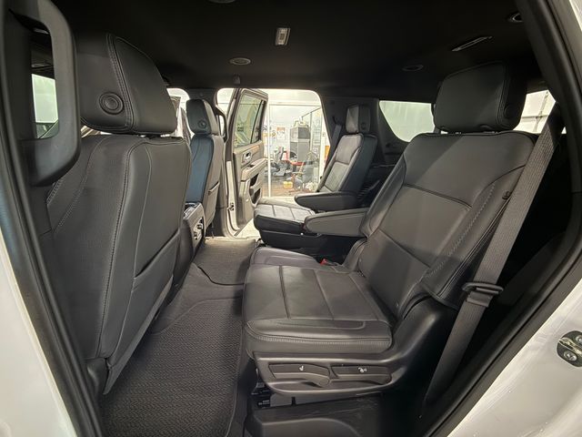 2025 GMC Yukon Denali - 10