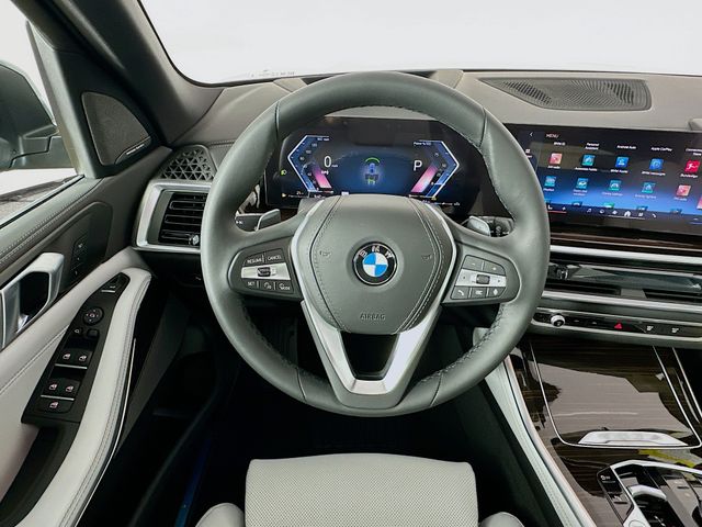 2025 BMW X5 xDrive40i 11