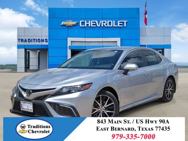 Celestial Silver Metallic 2024 Toyota Camry Sedan Front-Wheel Drive 8-Speed Automatic