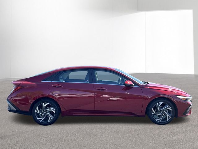 Used 2024 Hyundai Elantra For Sale in Indianapolis, IN