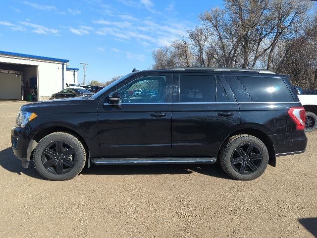 2021 Black Ford Expedition XLT 4X4 SUV