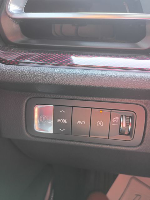 Used 2024 Chevrolet Traverse SUV