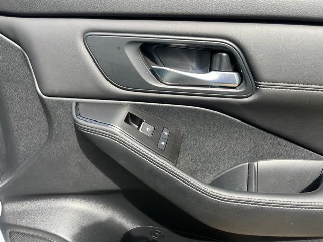 Used 2025 Nissan Rogue SUV