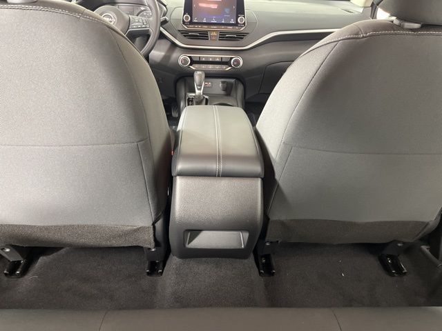 2025 Glacier White Nissan Altima 2.5 S FWD Sedan