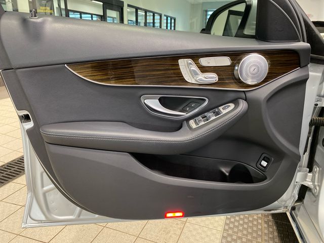 Used 2018  Mercedes-Benz C 300 image 9