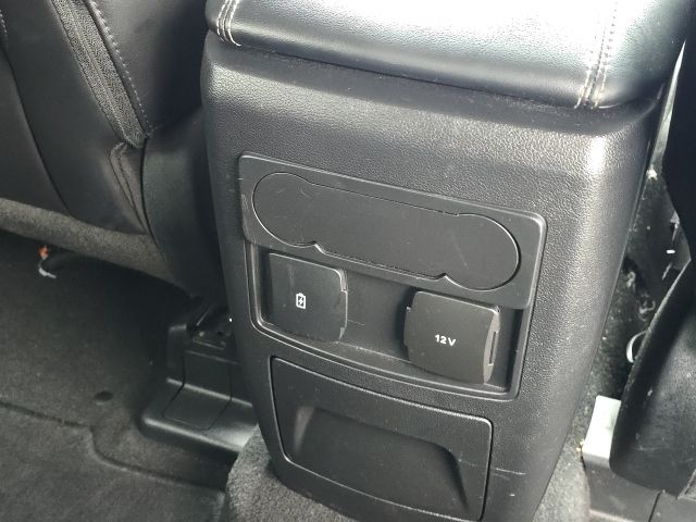 2023 Ford Explorer XLT:168625A