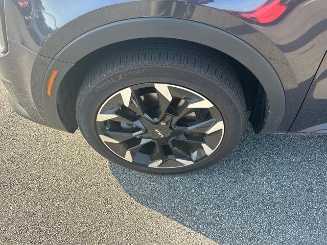 Used 2025 Gray Kia EX image 9