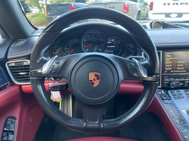 2016 Porsche Panamera 4