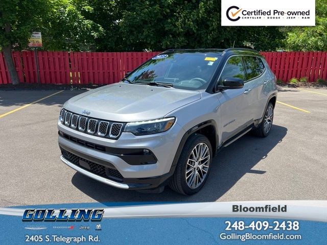 Billet Silver Metallic Clearcoat 2023 Jeep Compass SUV / Crossover Four-Wheel Drive 8-Speed Automatic