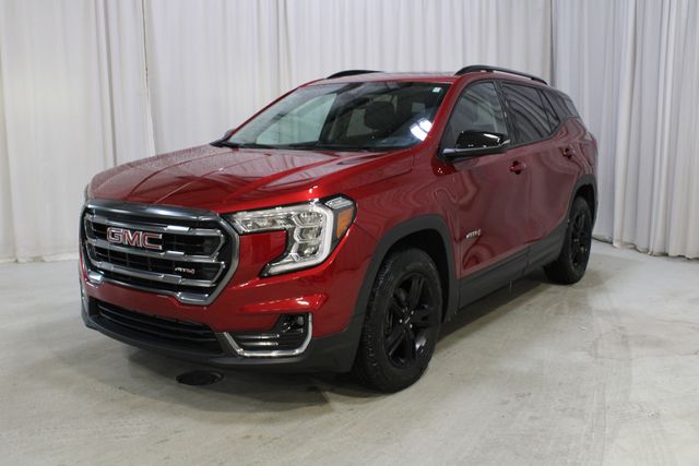 Used 2023 Red GMC AT4 image 37
