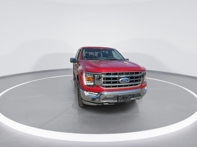 Used 2022 Red Ford Lariat image 3