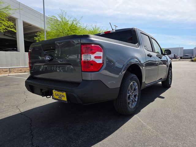 New 2026 Ford Maverick XLT 4D Crew Cab