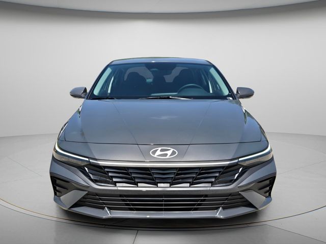 2026 Hyundai Elantra - $21,659