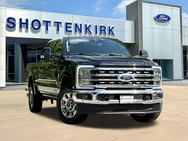 2023 Ford F-250 Lariat 4x4 Crew Cab 6-3/4' Box's photo