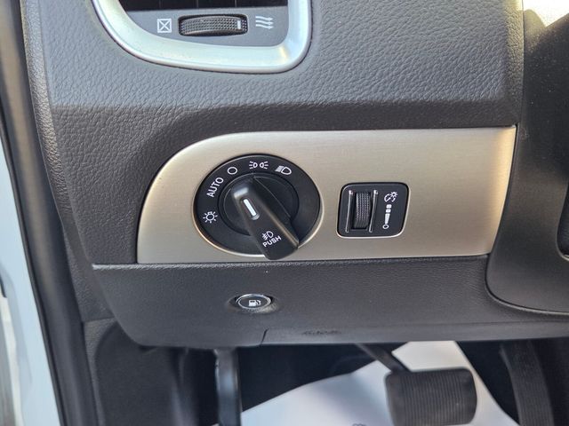 Used 2020 White Dodge Police image 24