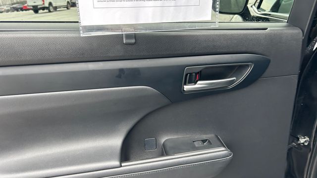 Used 2021 Toyota Highlander Hybrid SUV