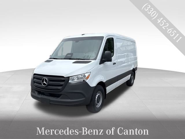 2025 Mercedes-Benz Sprinter 2500 Cargo 144 WB photo