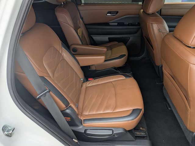 Used 2023 Nissan Pathfinder Platinum 4D Sport Utility