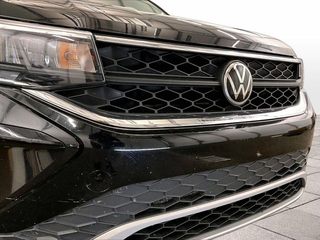 2022 Volkswagen Taos 1.5T SE Black at Auto Express Mitsubishi
