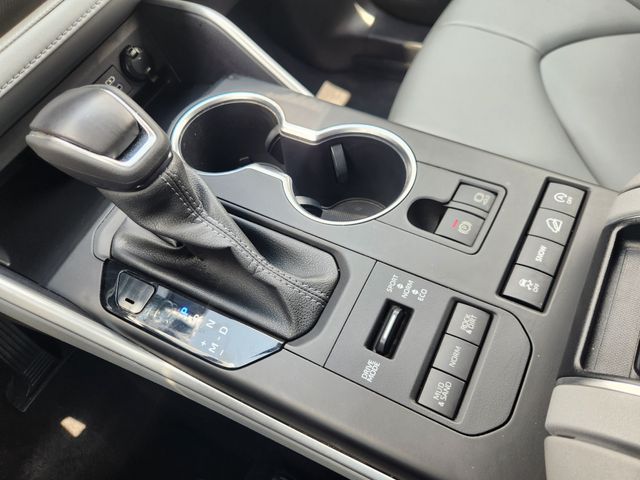 2022 Toyota Highlander XLE Gray at Toyota of Victoria