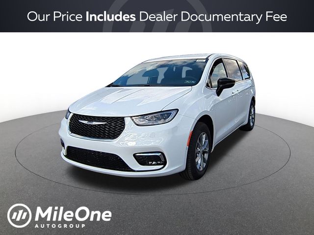 new 2026 Chrysler Pacifica car, priced at $44,905