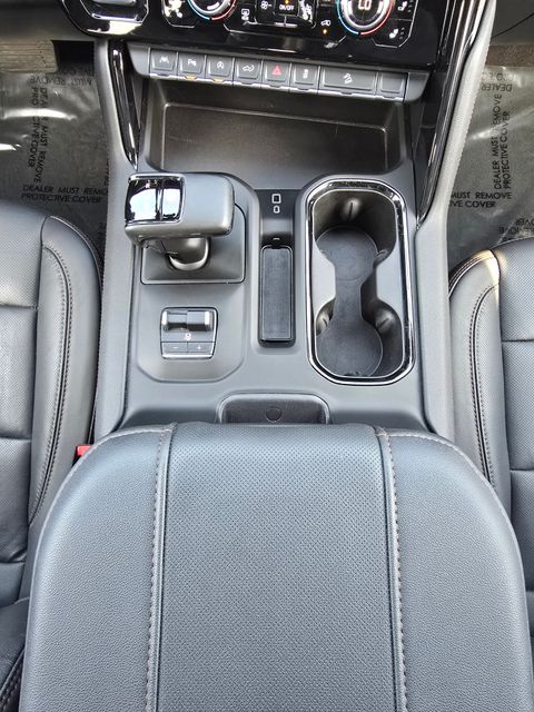 2025 GMC Sierra 1500 AT4:C02638