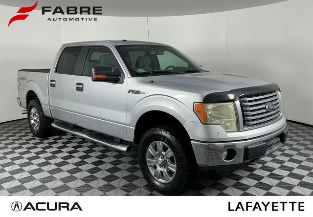 Ingot Silver Metallic 2011 Ford F-150 XLT SuperCrew 4WD Pickup Truck Four-Wheel Drive 6-Speed Automatic