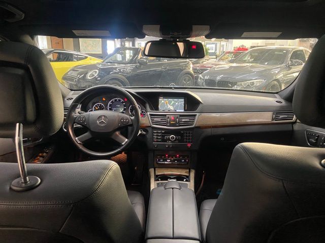 2011 Mercedes-Benz E 350 thumbnail 36