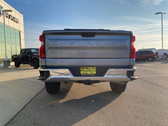 2025 Chevrolet Silverado 1500 LT - Sterling Gray Metallic exterior view 6