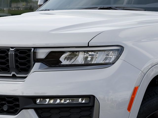 new 2026 Jeep Grand Cherokee car, priced at $47,910