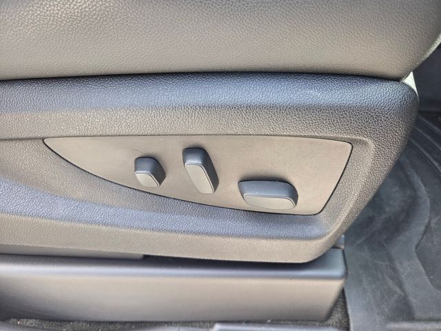 Certified Used 2017 Silver GMC SLT image 17