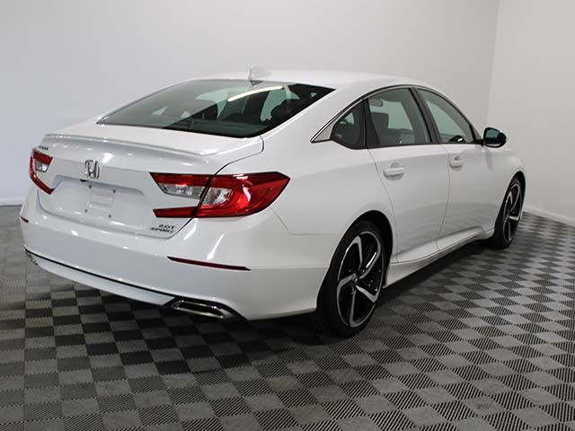 Used 2019 Platinum White Pearl Honda Sport 2.0T image 6