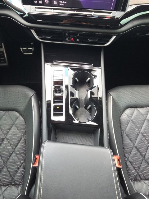 2024 Volkswagen Atlas 2.0T SEL Premium R-Line:169225A