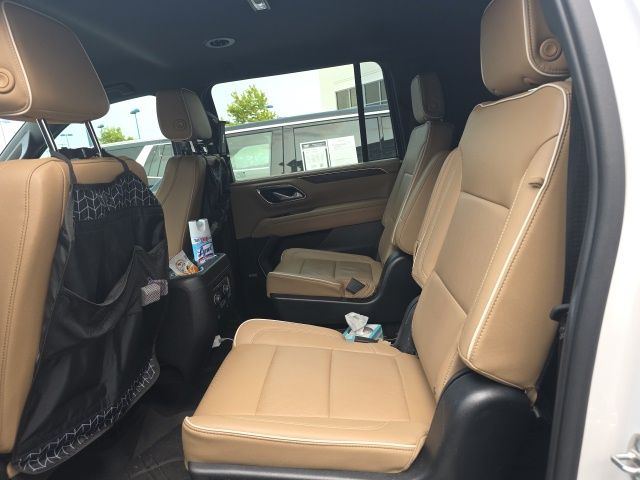 Used 2023 Beige Chevrolet Premier image 9