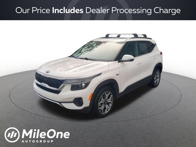 Snow White Pearl 2021 Kia Seltos SUV / Crossover All-Wheel Drive Continuously Variable Transmission