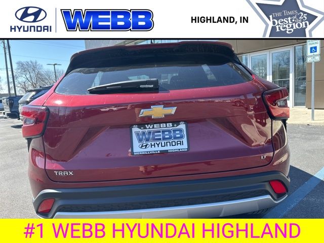 Used 2025 Red Chevrolet LT image 33