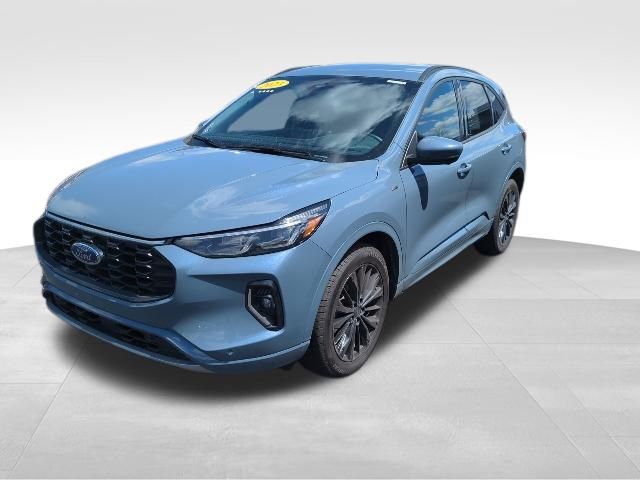 2023 Ford Escape ST-Line Elite