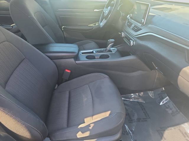 Used 2025 Nissan Altima Sedan