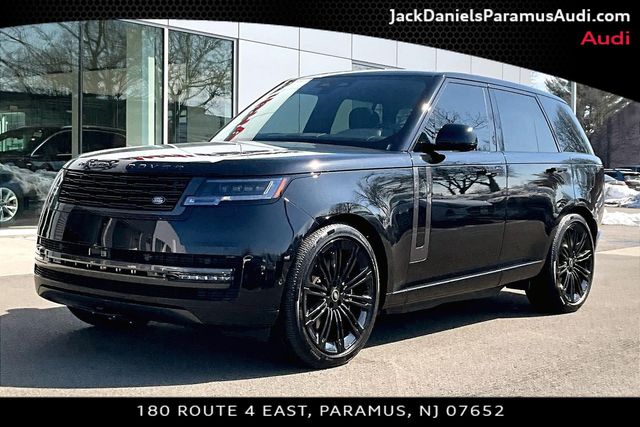 2025 Land Rover Range Rover P550e SE AWD