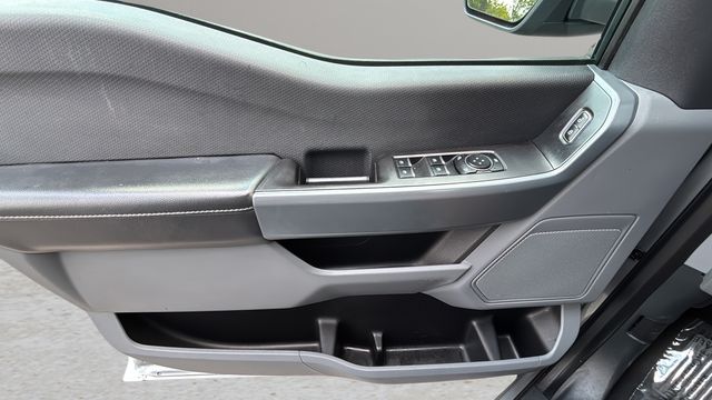 Used 2023 Silver Ford XLT image 17