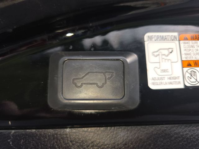 Used 2018 Black Toyota XLE image 14