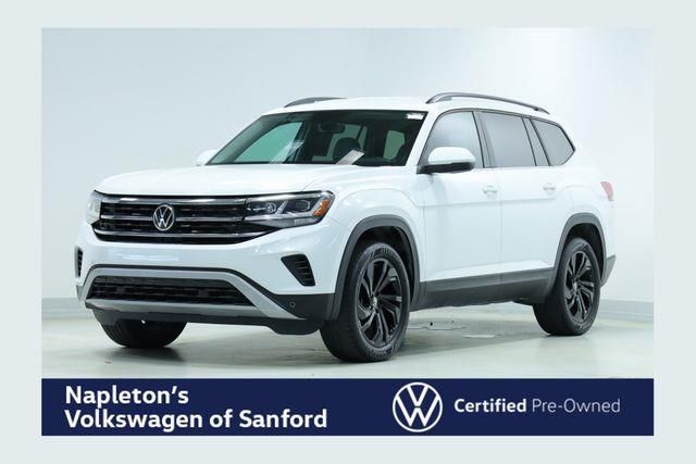 Pure White 2022 Volkswagen Atlas V6 SE FWD with Technology SUV / Crossover Front-Wheel Drive 8-Speed Automatic
