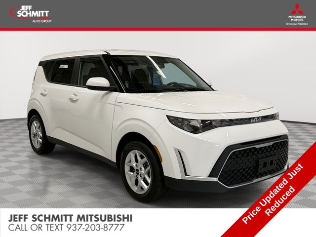 Snow White Pearl 2025 Kia Soul SUV / Crossover Front-Wheel Drive Continuously Variable Transmission