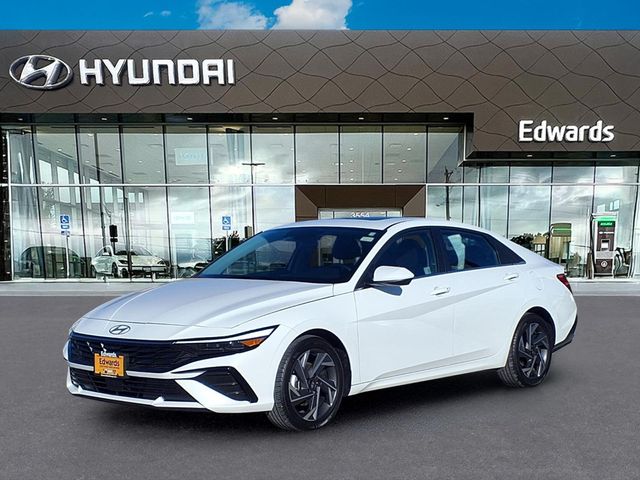 2024 Hyundai Elantra SEL FWD