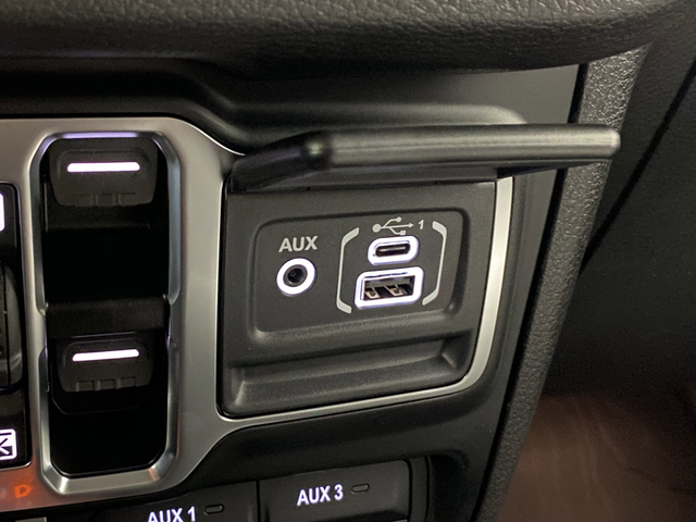 2026 Jeep Wrangler 4-Door Willys - Photo 22