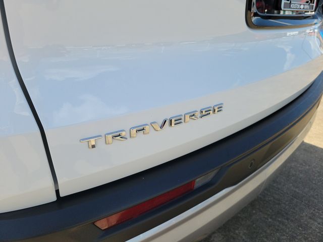 2025 Chevrolet Traverse LT - 7