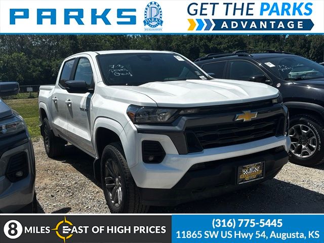 Summit White 2024 Chevrolet Colorado Pickup Truck Four-Wheel Drive 8-Speed Automatic