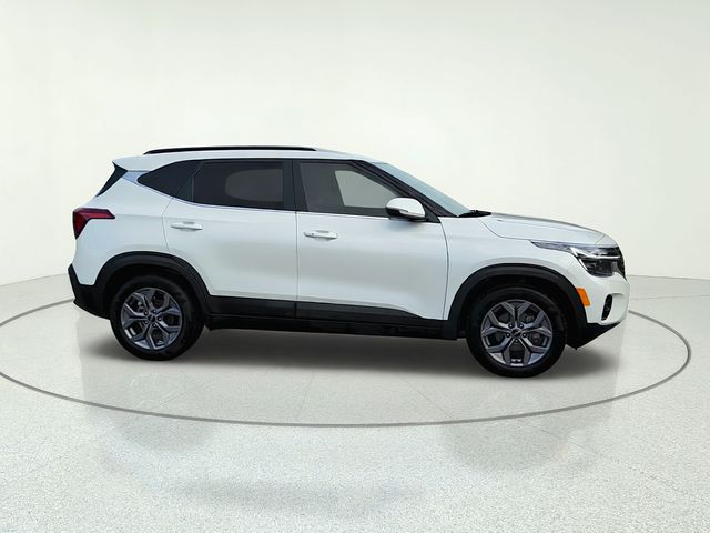 Used 2024 Kia Seltos SUV